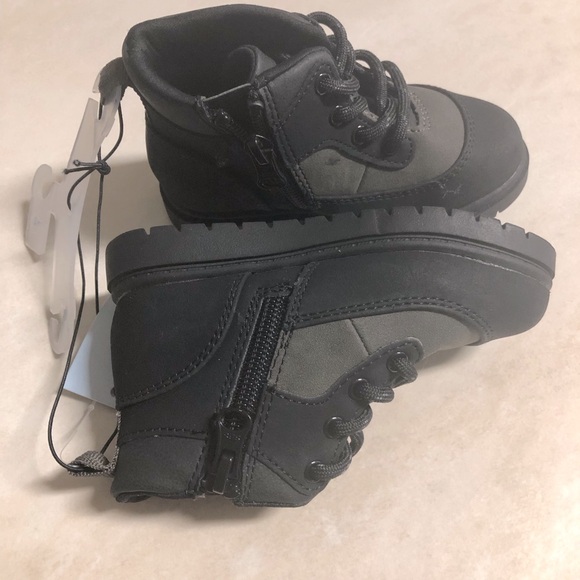 NWT Cat & Jack charcoal gray unisex boots- size 7 - Picture 5 of 7